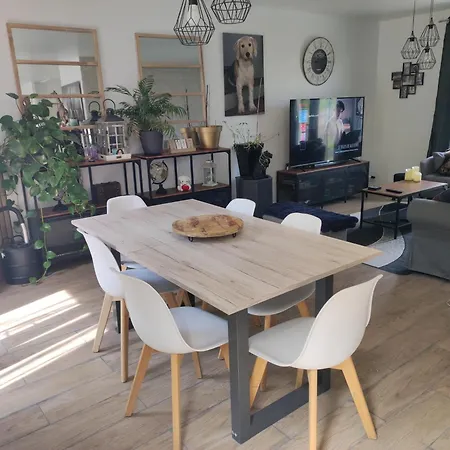 Chambre Charmante Chez L'habitant *