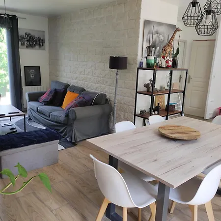 Chambre Charmante Chez L'habitant Quarto em Acomodações Particulares
